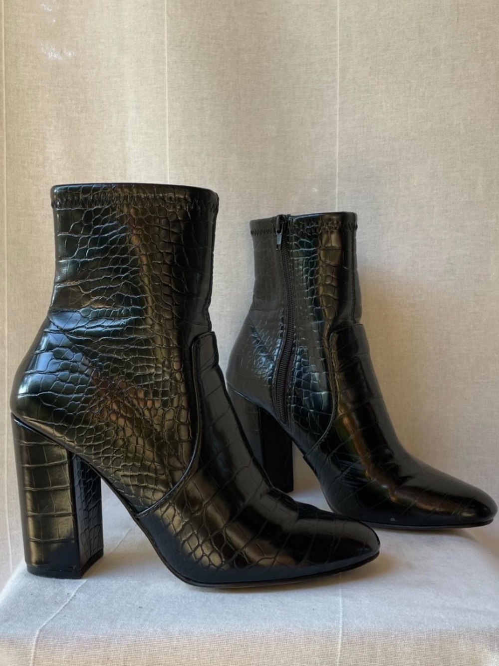 ALDO boots - Picture 2 of 3